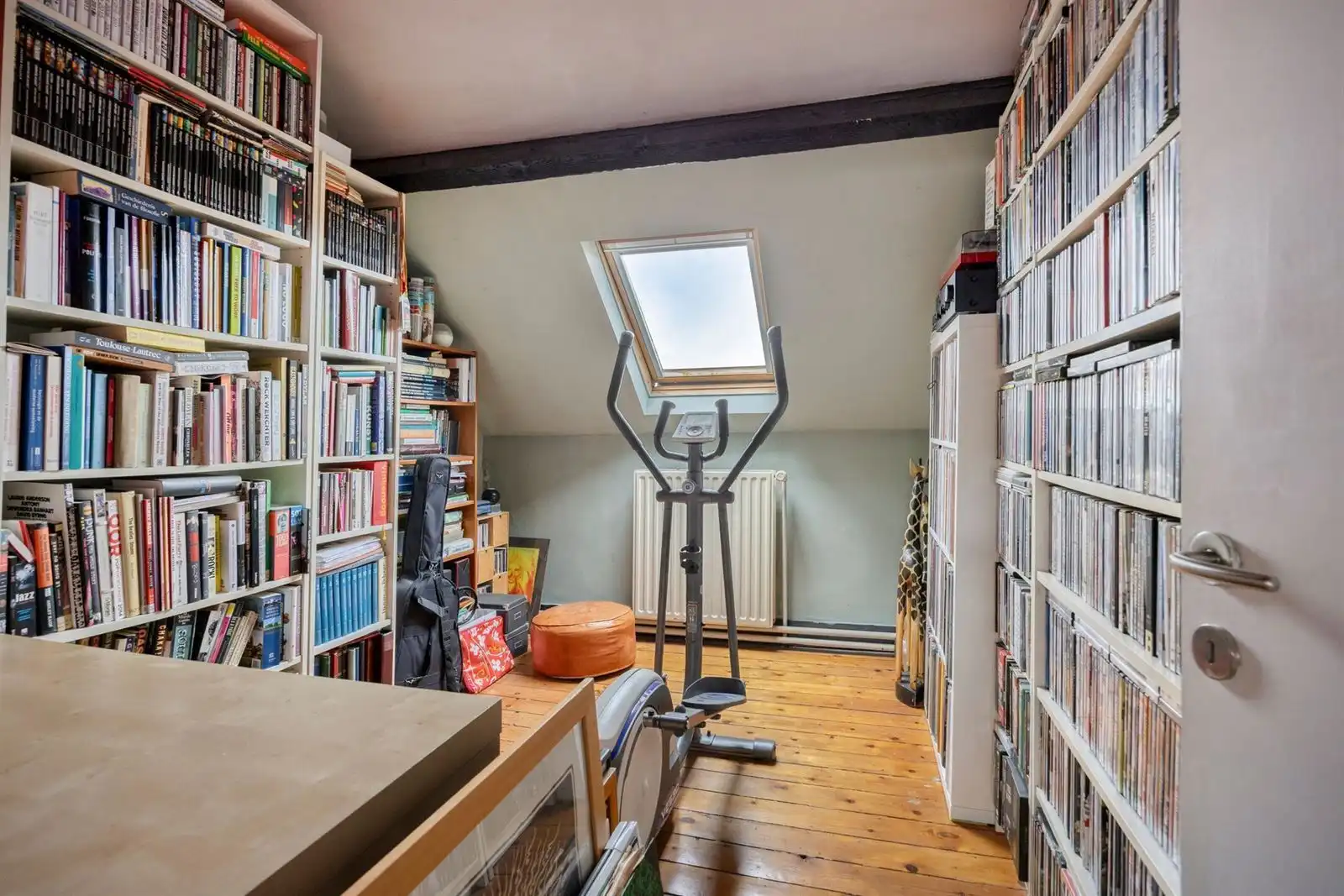 Gezellige woning met 3 slaapkamers + bureau te Ukkel  foto 20