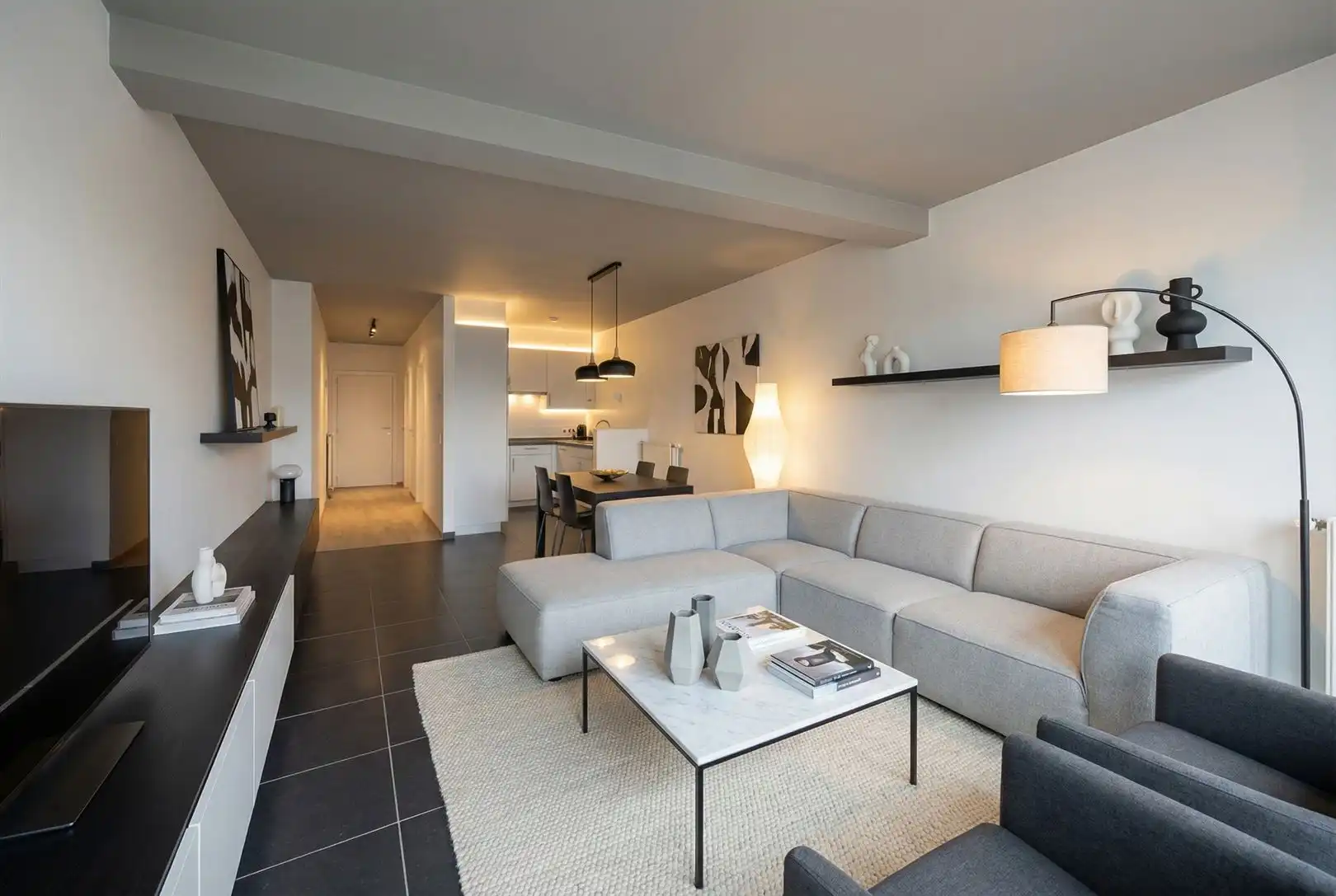 Instapklaar appartement incl. garage te Brasschaat foto 2