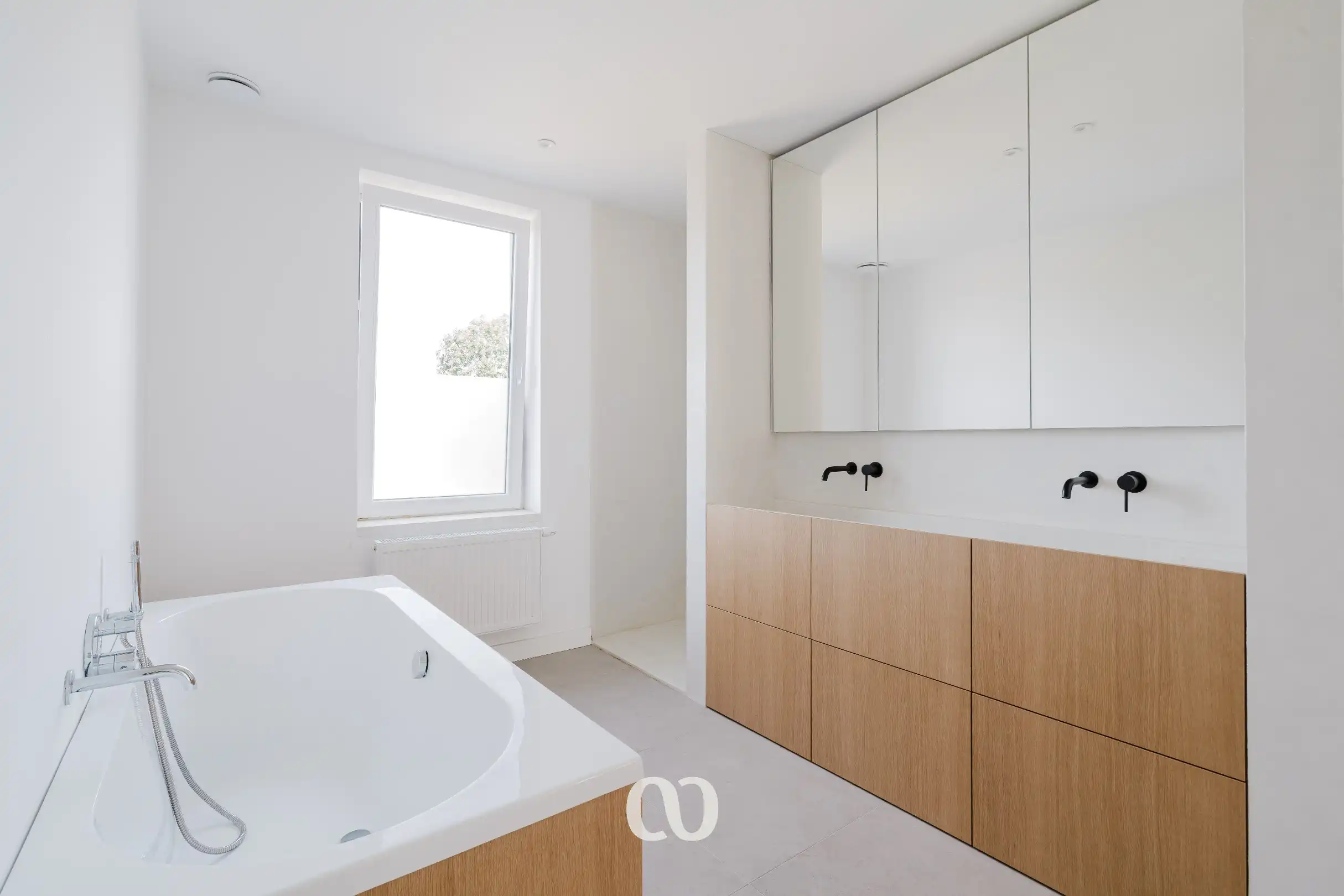 Prachtig gerenoveerde gezinswoning met 4 slaapkamers in Kruisem foto 18