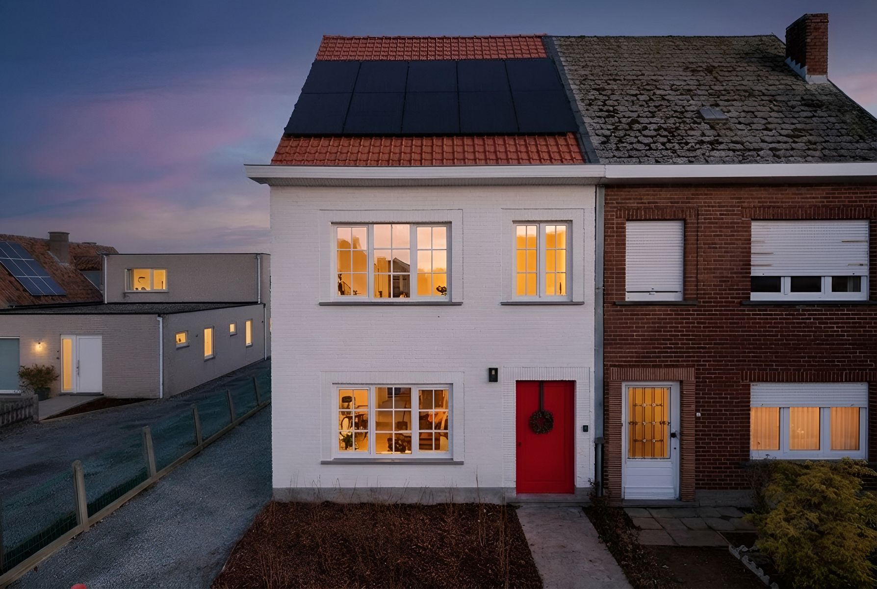 Exclusieve halfopen bebouwing met 3 slaapkamers en tuin foto 2