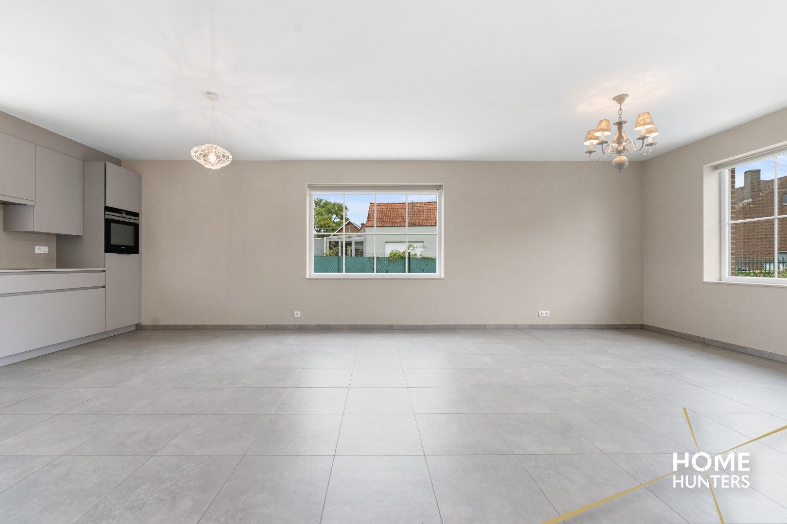 Luxe gelijkvloerse nieuwbouwvilla met 2 slaapkamers en een ruime garage op een groot perceel foto 22