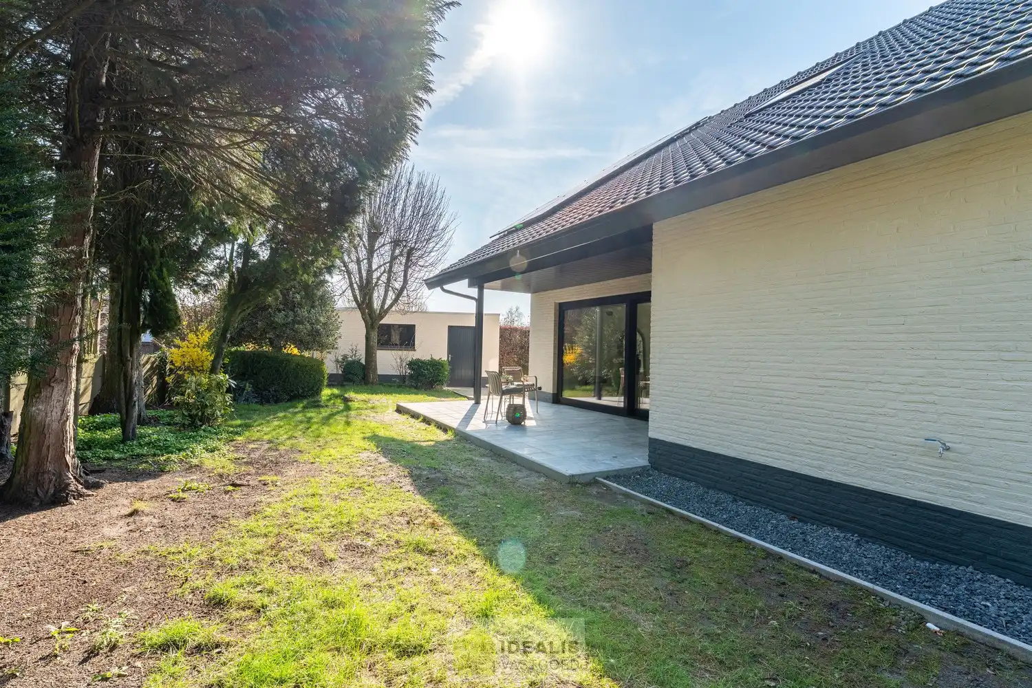 Schitterend volledig vernieuwde woning met een heerlijke open leefruimte, luxe keuken, 3 ruime slaapkamers, een ruime luxueuze badkamer én een apart bureel foto 36