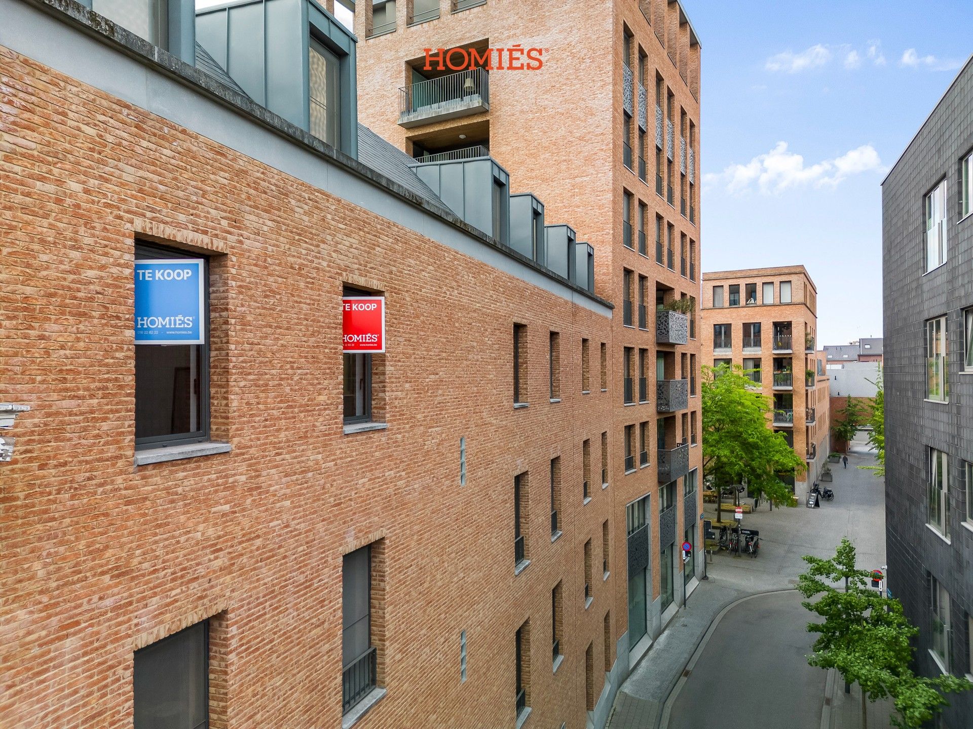 Ruim appartement met 2slpk, terras en autostaanplaats foto 5