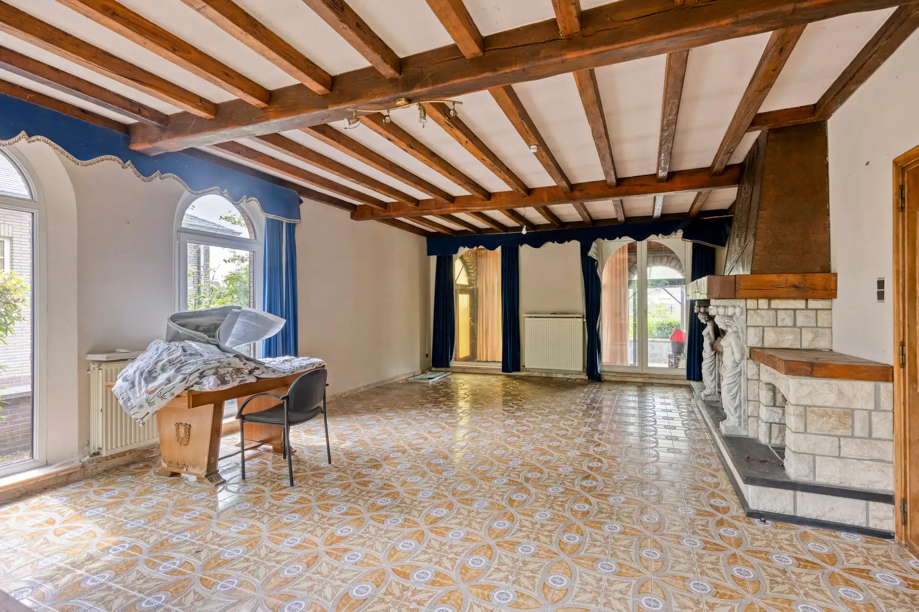 Vrijstaande woning met zes slaapkamers te Korbeek-Lo!  foto 6
