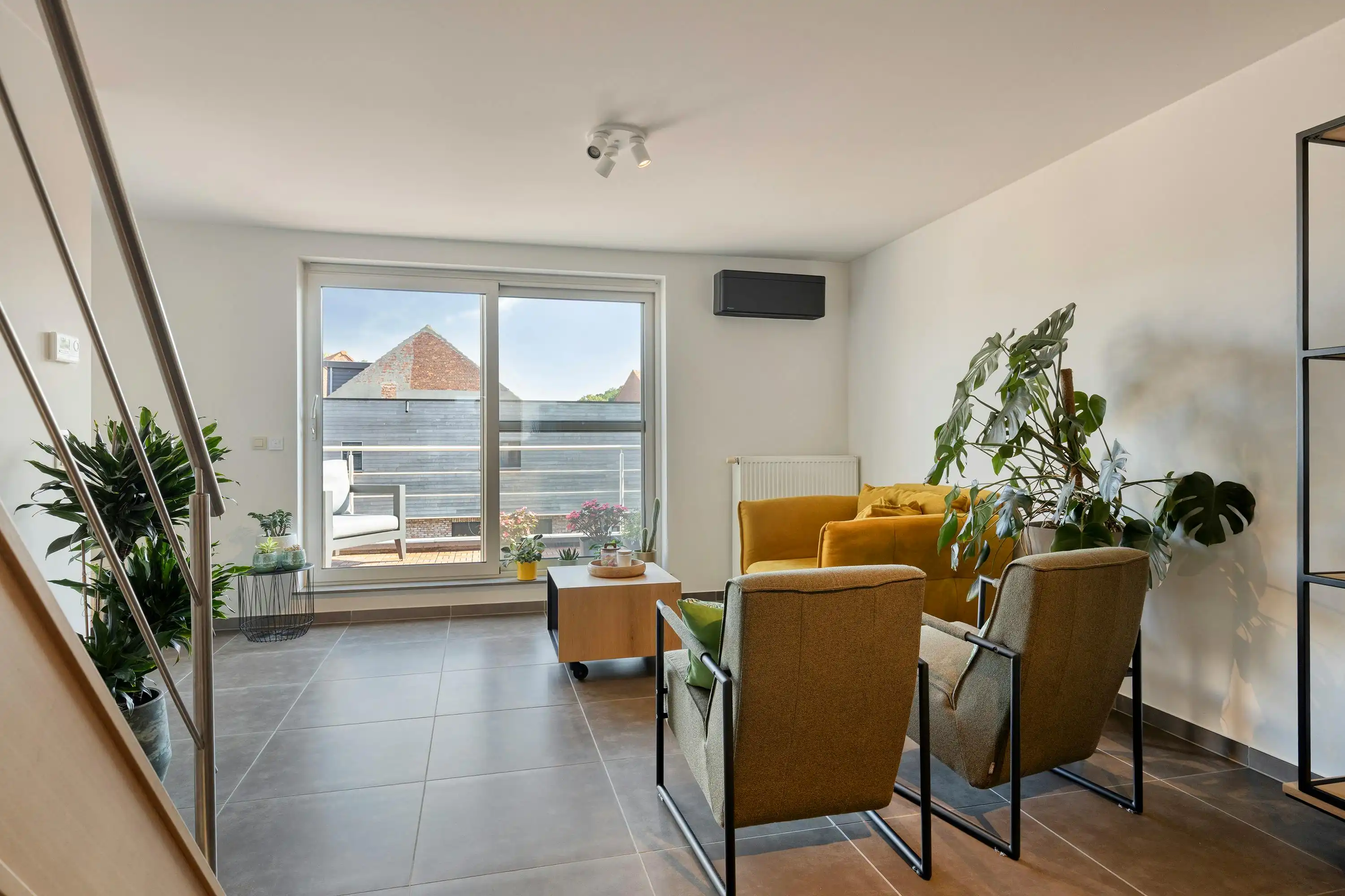 Duplex appartement met 2 slaapkamer te koop in Zandvliet!  foto 4
