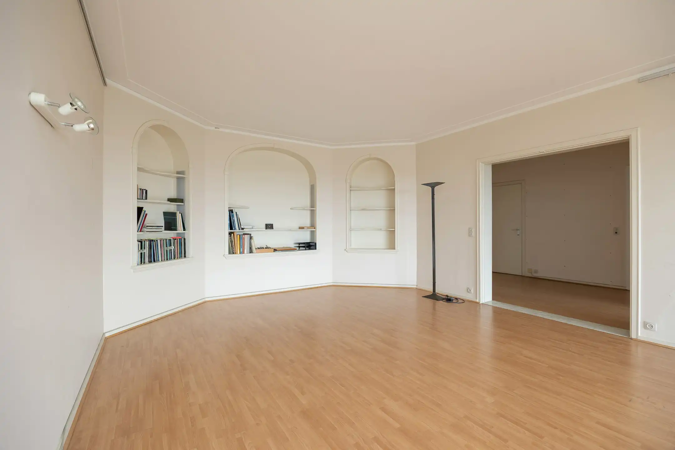 Ruim 3 slpk app met fantastisch uitzicht + staanplaats foto 10