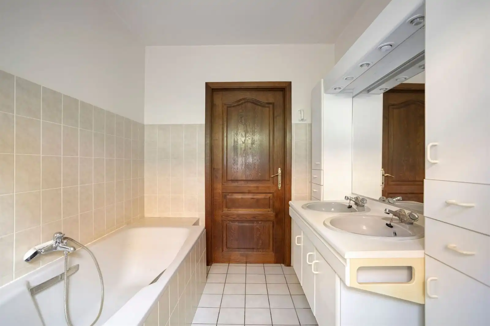 Rustig gelegen woning te koop te Pajottegem foto 15