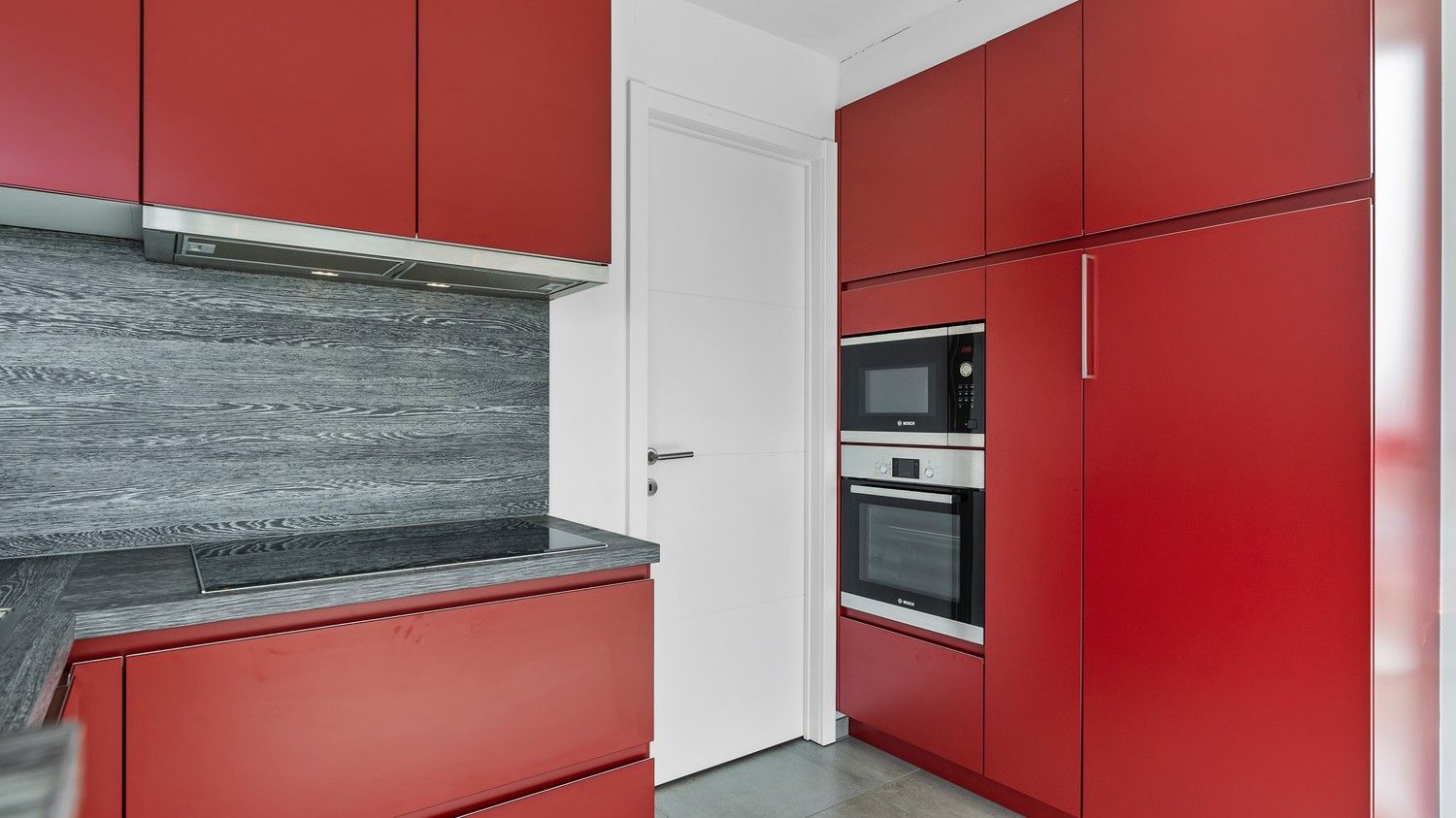Modern penthouse met twee terrassen op toplocatie in Lanaken (Veldwezelt) foto 14