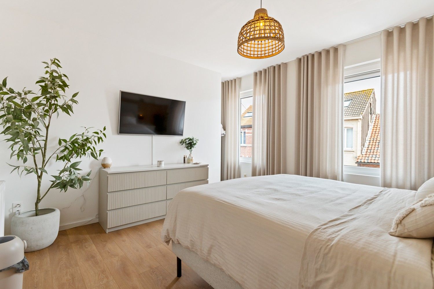 Instapklare woning met 3 slaapkamers, mooie tuin en garage in Kapellen! foto 14