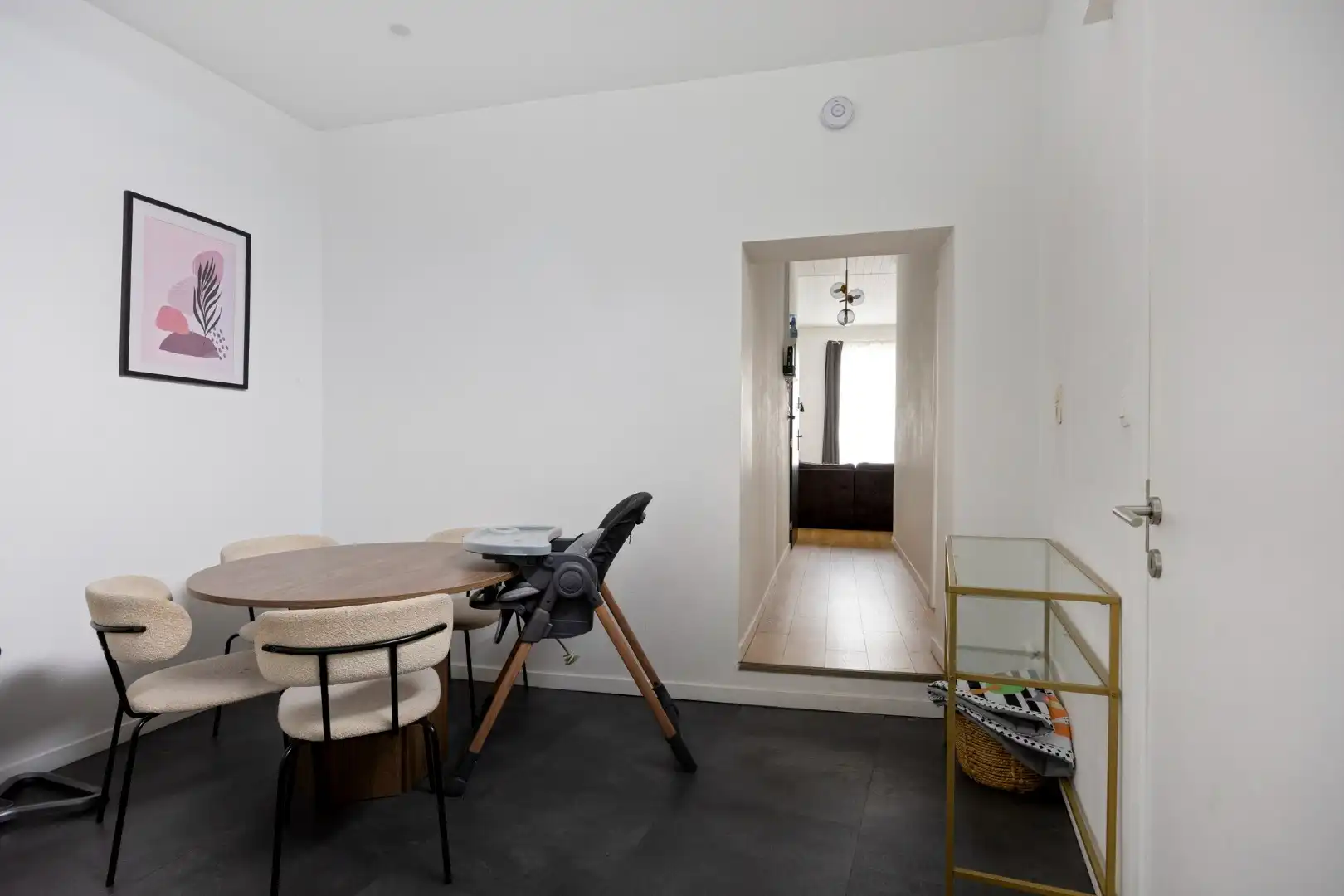 Instapklaar appartement met 2 slaapkamers foto 4