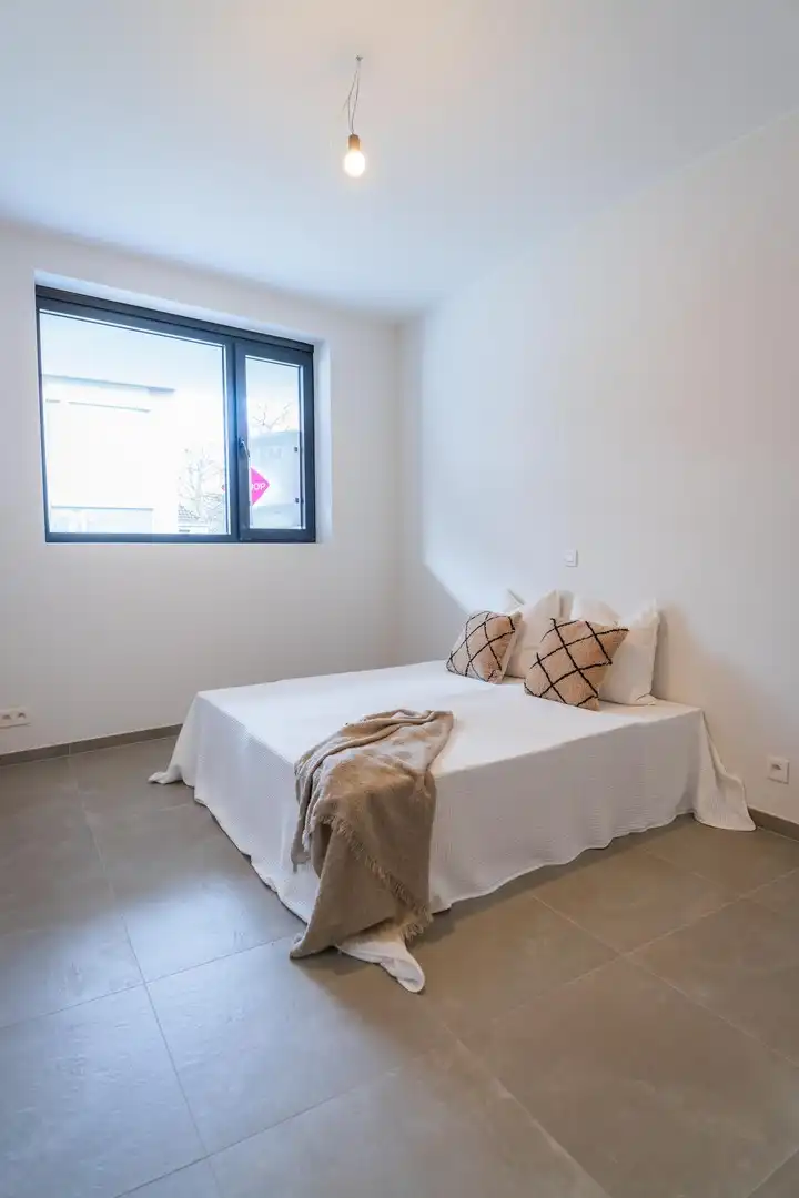 Stijlvol en instapklaar appartement op gelijkvloers. foto 12