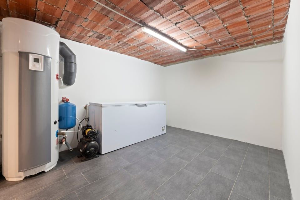 UITZONDERLIJKE OPEN BEBOUWING MET VEEL RUIMTE EN LICHT, OOK GESCHIKT ALS KANGEROEWONING foto 13