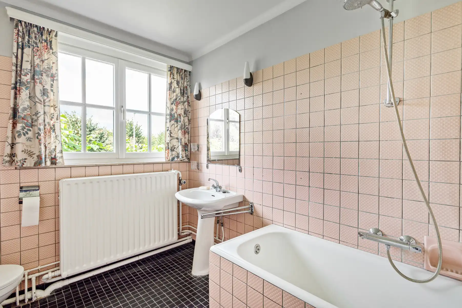 Top gelegen villa te koop op 1185 m2 grond foto 24