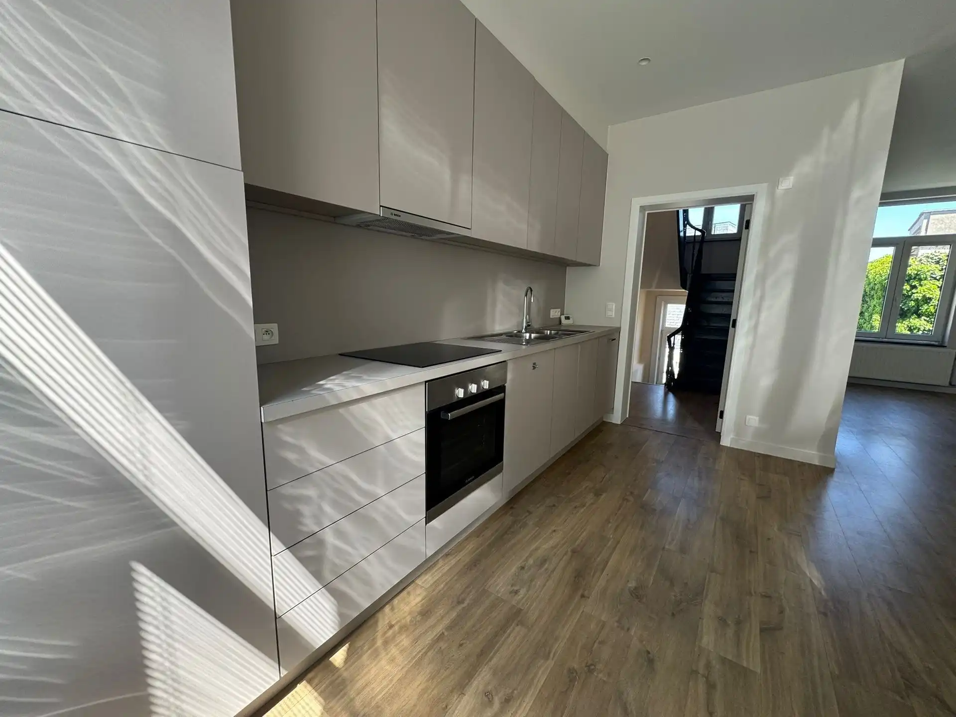 Gerenoveerde bel-etage in het volle stadscentrum foto 7