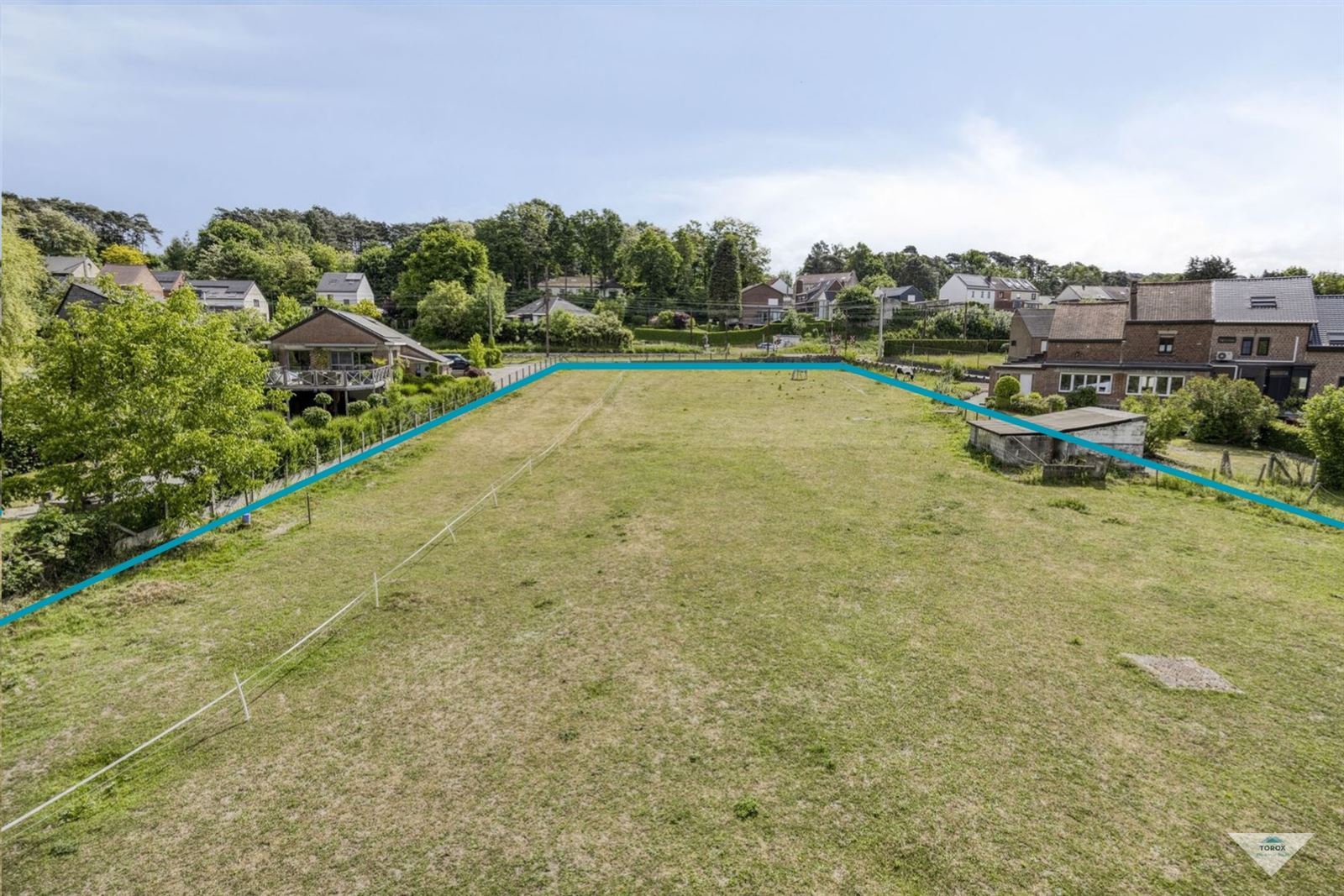 Bouwgrond van 28,7a voor open bebouwing in Sint-Joris-Weert foto {{pictureIndex}}