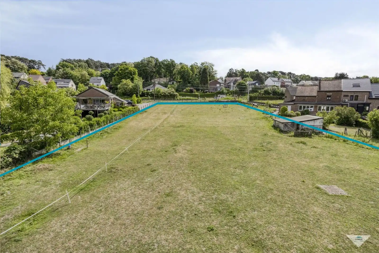 Bouwgrond van 28,7a voor open bebouwing in Sint-Joris-Weert foto {{pictureIndex}}