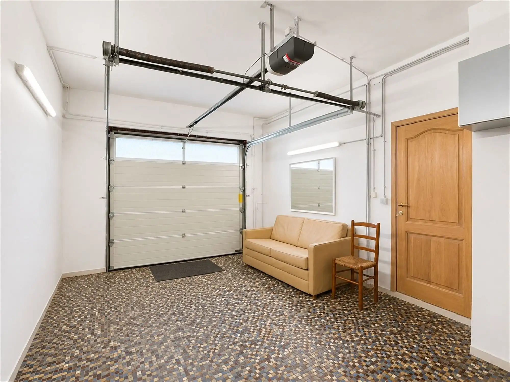 Gelijkvloers appartement met 400m² tuin foto 11