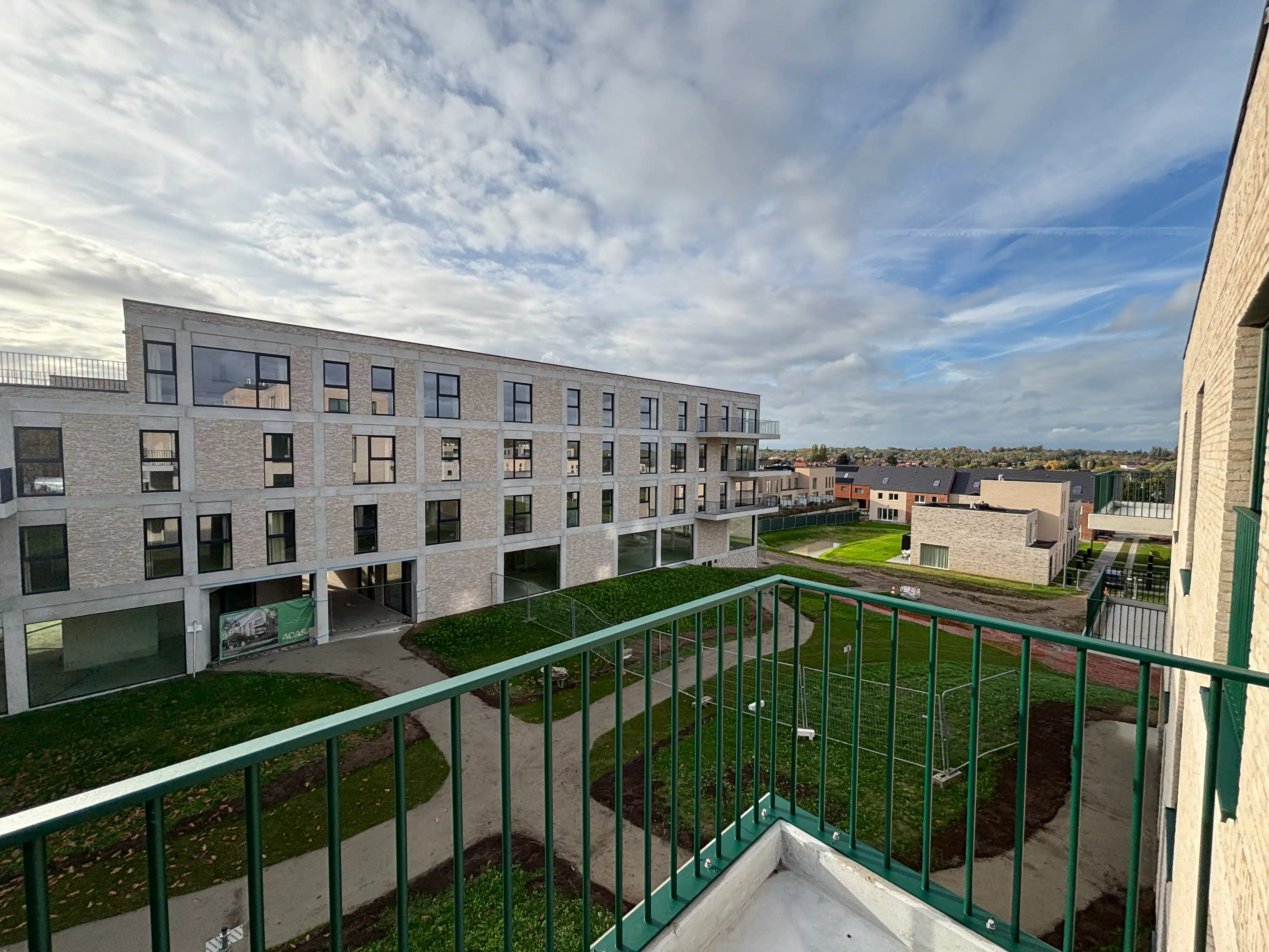 Te Huur – Modern Nieuwbouwappartement met 2 Slaapkamers op de Oude Kodak-site in Koningslo! foto {{pictureIndex}}