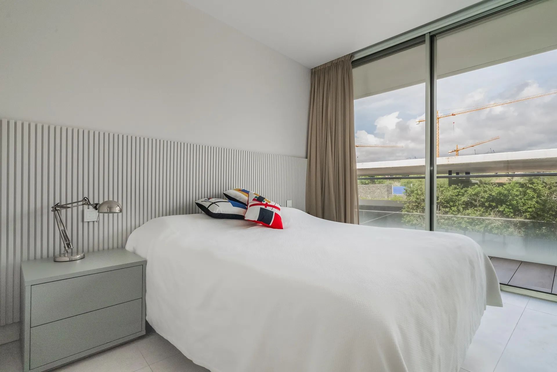 Ultramodern appartement in iconisch project, Estepona: een unieke woonervaring aan zee foto 11