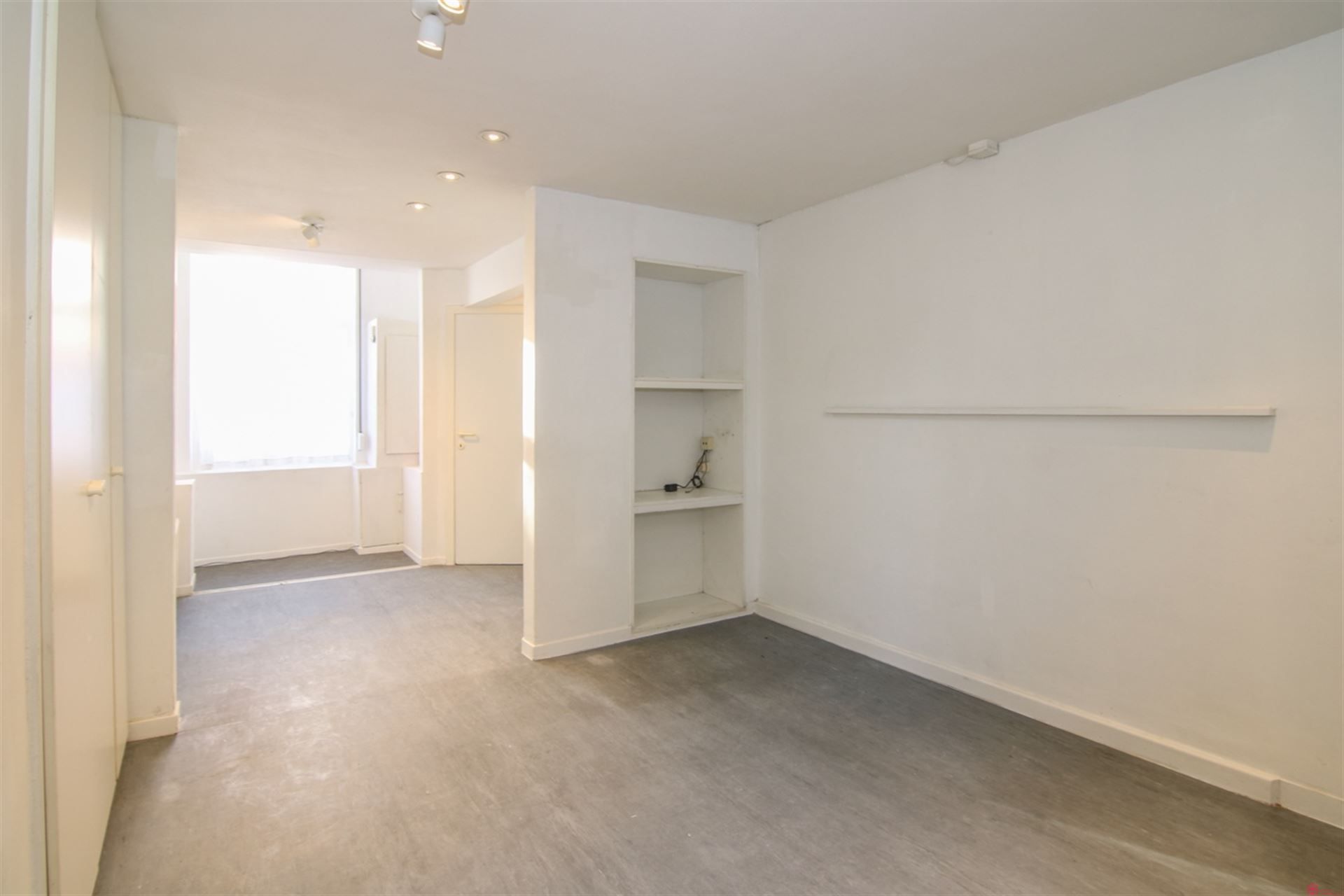 Leuke woning met groot terras foto 4