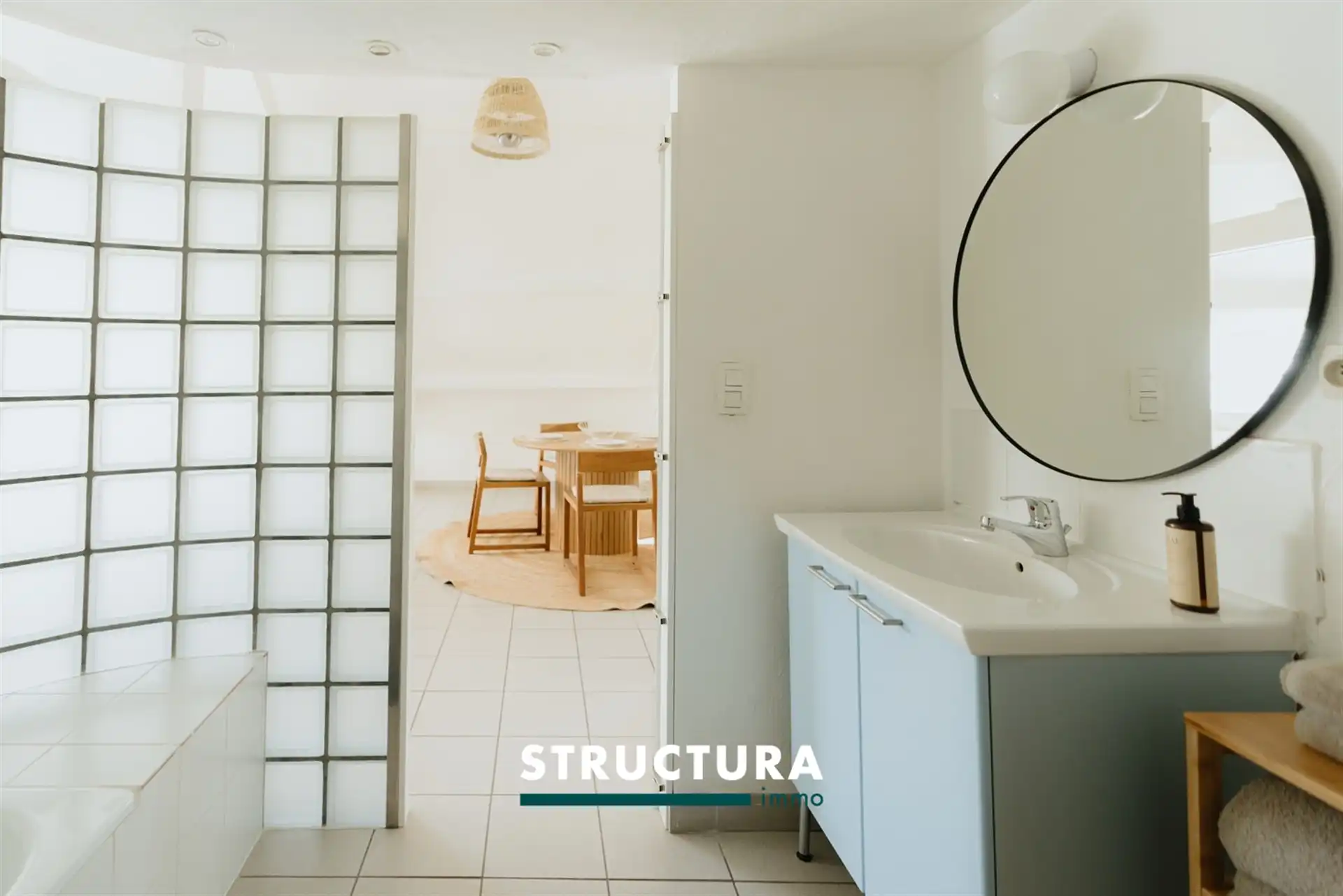 Bemeubelde loft op centrale ligging foto 10