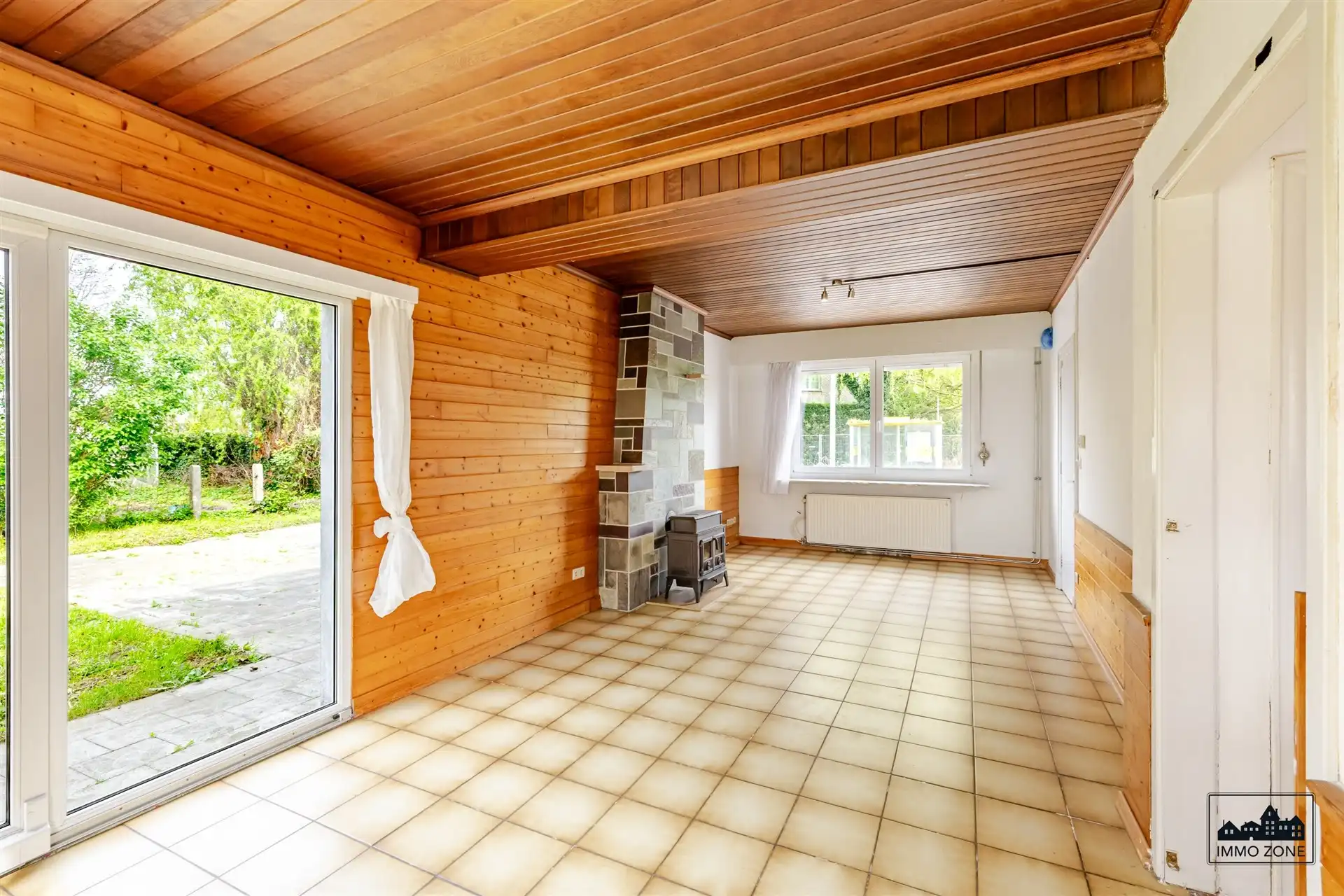 Ruime woning met tuin en garage in Hamme foto 6