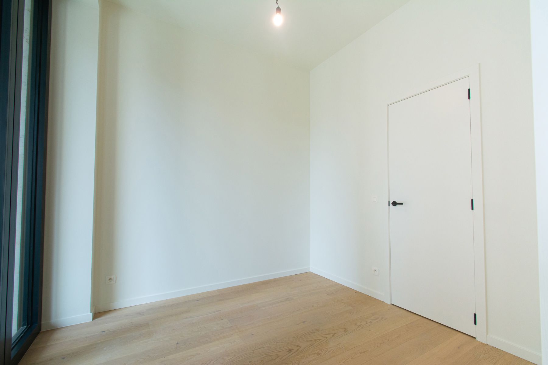 Ruim nieuwbouw ongemeubeld appartement met 2 slaapkamers foto 9
