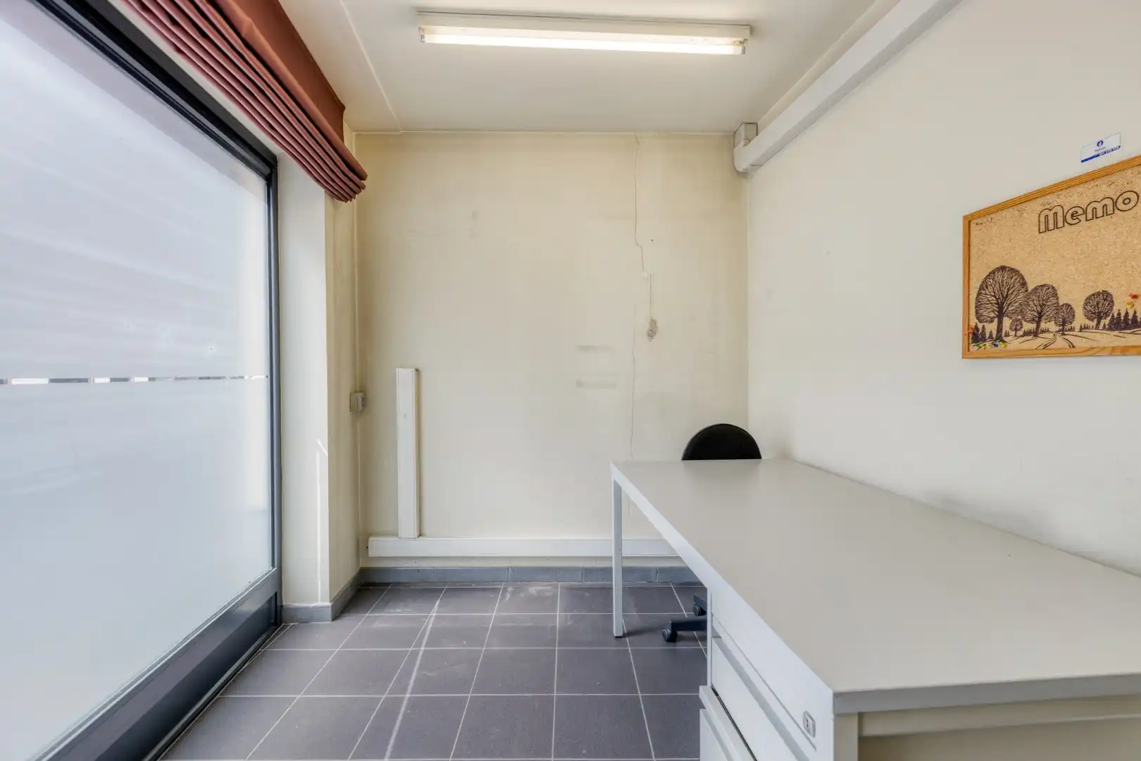 Strategisch gelegen commerciële ruimte van ca. 201 m² in het centrum van Beringen !  foto 20