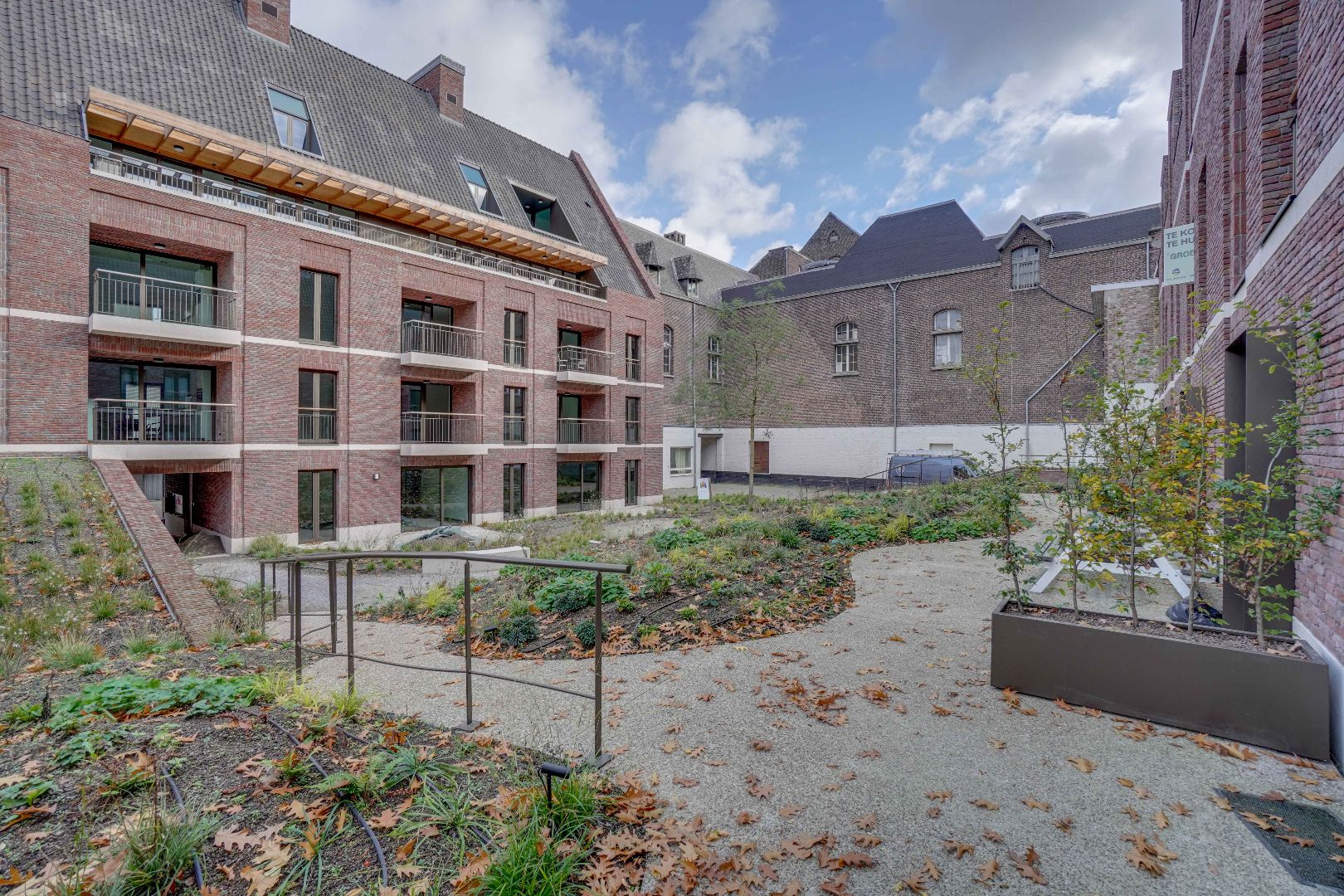 Halfopen woning in residentie "De Groene Wal" foto 26