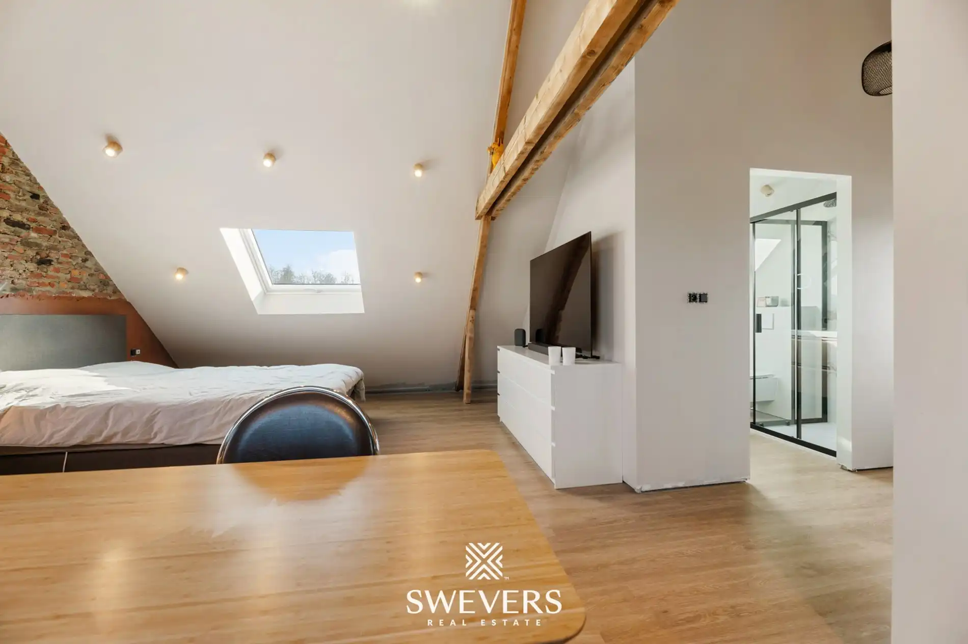 Gestripte OB met vergunde plannen en afgewerkte zolder op 10 are foto 21