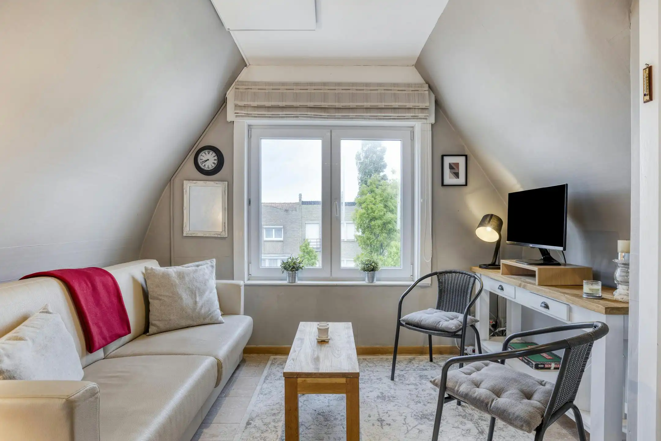Appartement te koop vlak bij de Houtsaegerduinen te De Panne foto 3