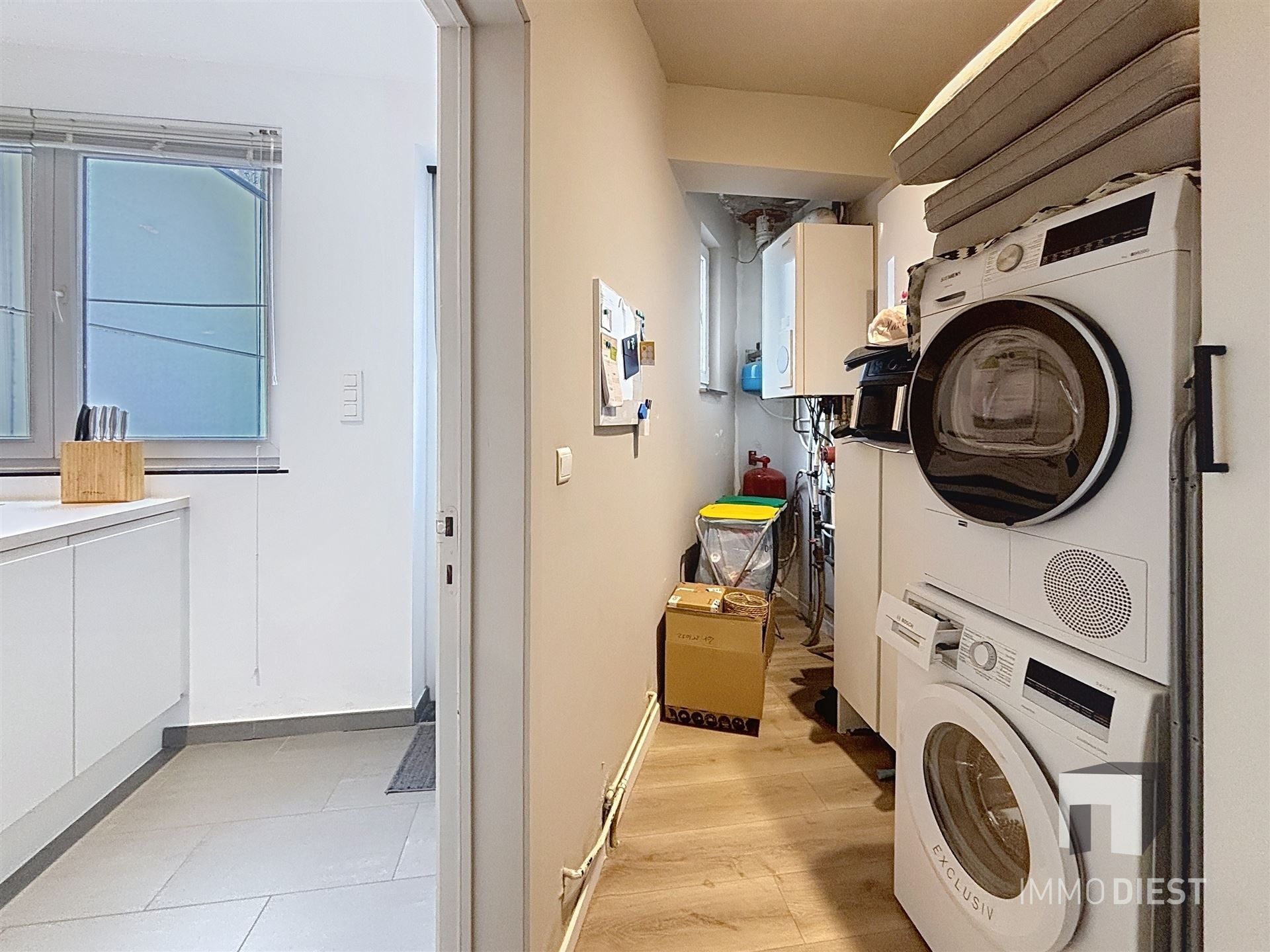 Trendy gerenoveerde woning met 3 slaapkamers foto 14