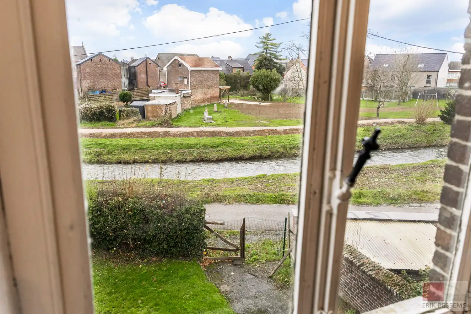 Huis te koop foto 25