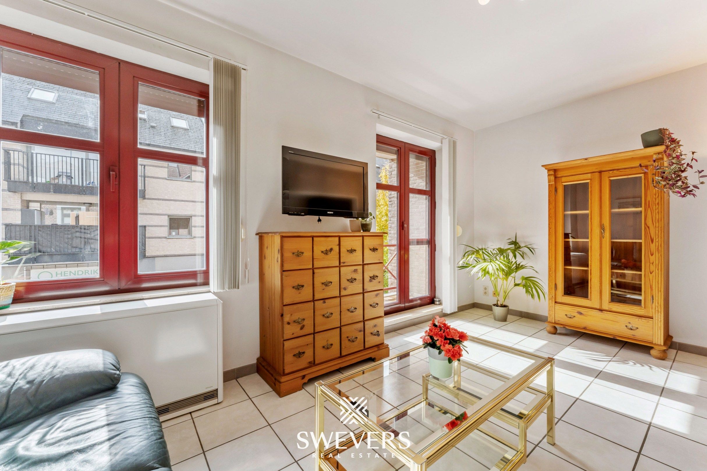 Instapklaar en lichtrijk duplexappartement in centrum Herk-de-Stad foto 4