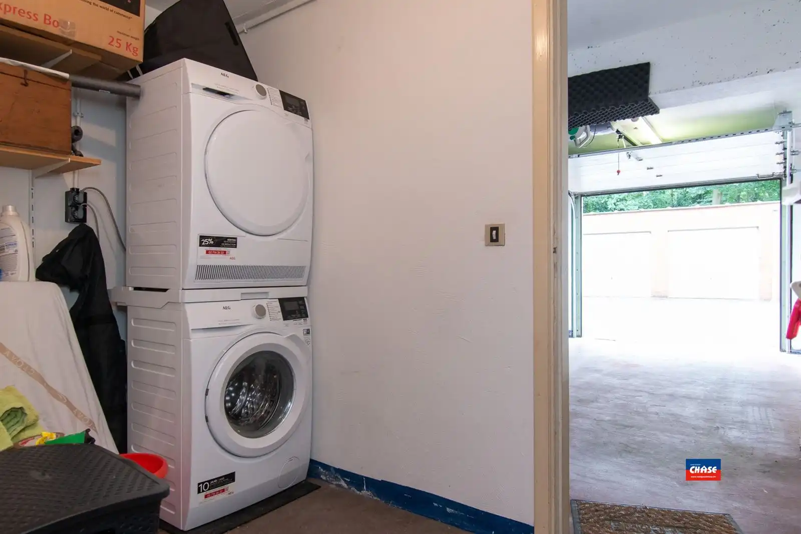 Appartement met 2 slpks, terras, berging en garagebox foto 18