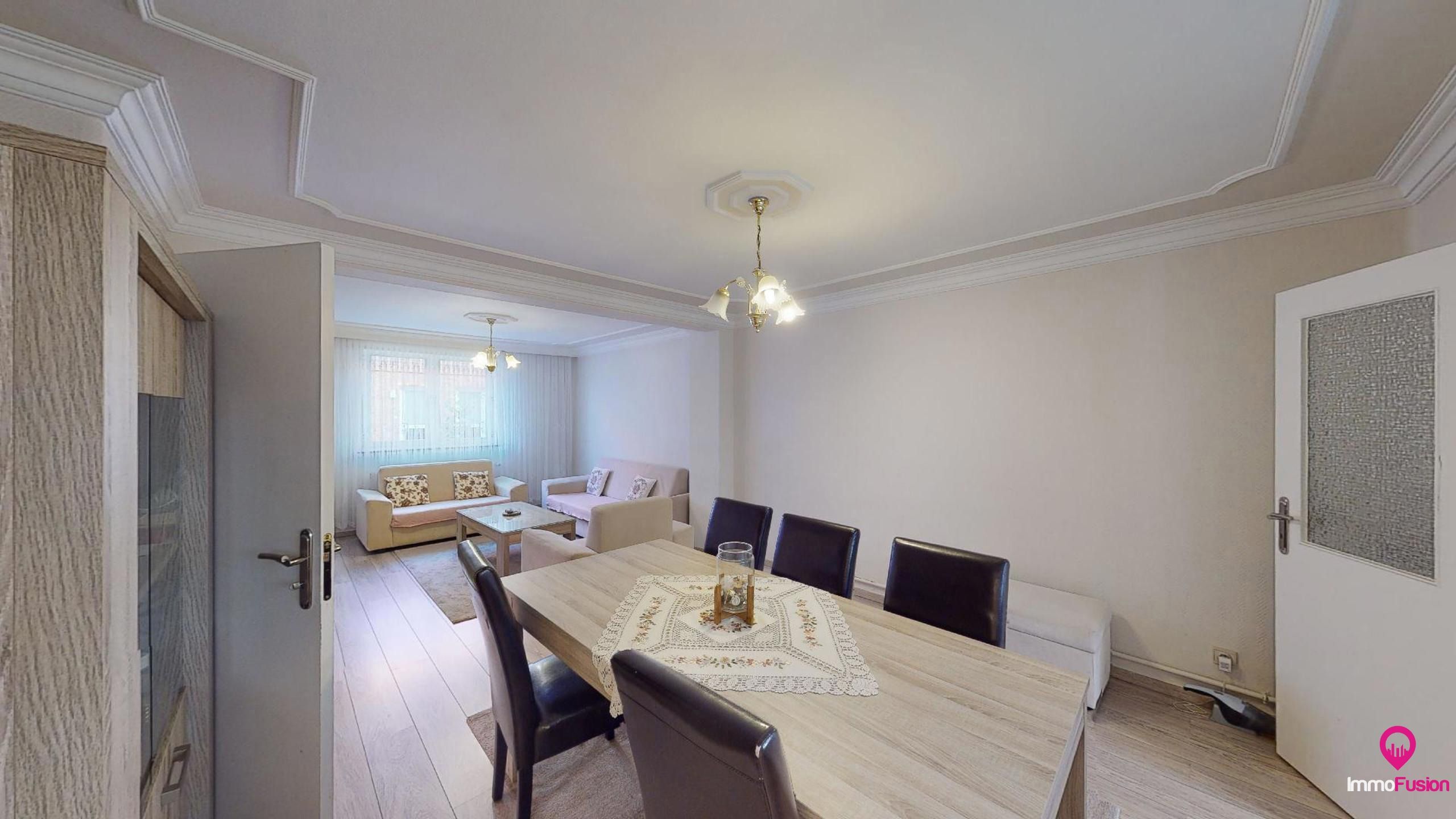 Aangename rijwoning met 3 slaapkamers in leuke woonomgeving! foto 6