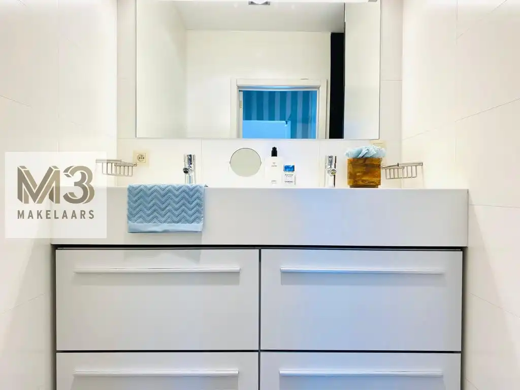 Trendy appartement met terras en garagebox! foto 17