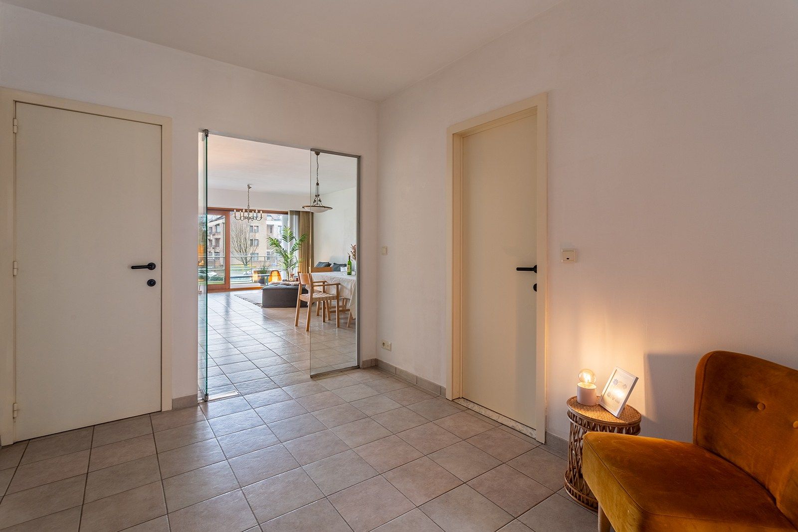  Ruim en goed onderhouden appartement  foto 13