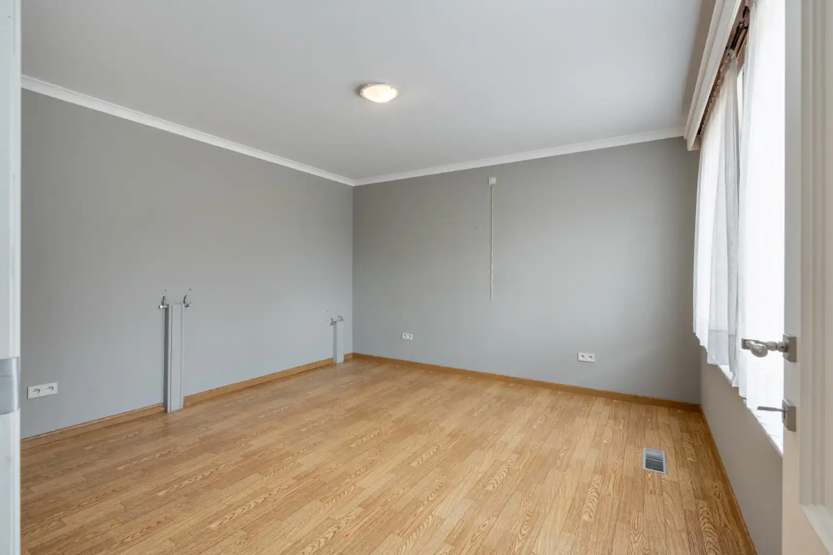 Comfortabele woning met sterke energieprestatie (label A), in landelijk woongebied. foto 16