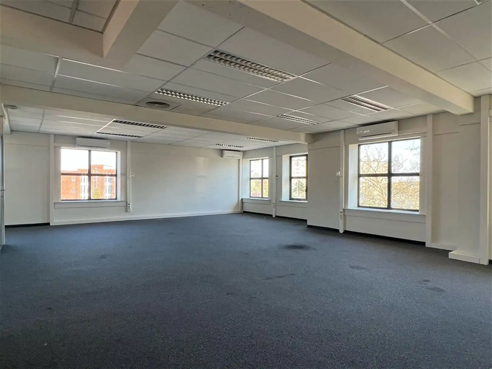 Kantoren gelegen ten noorden van Antwerpen foto 3