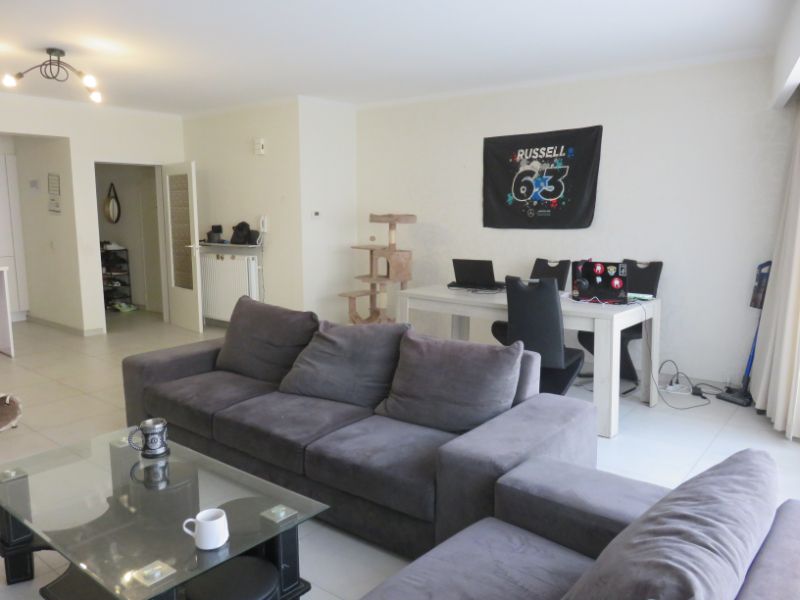 Ruim appartement in centrum Boom foto 4