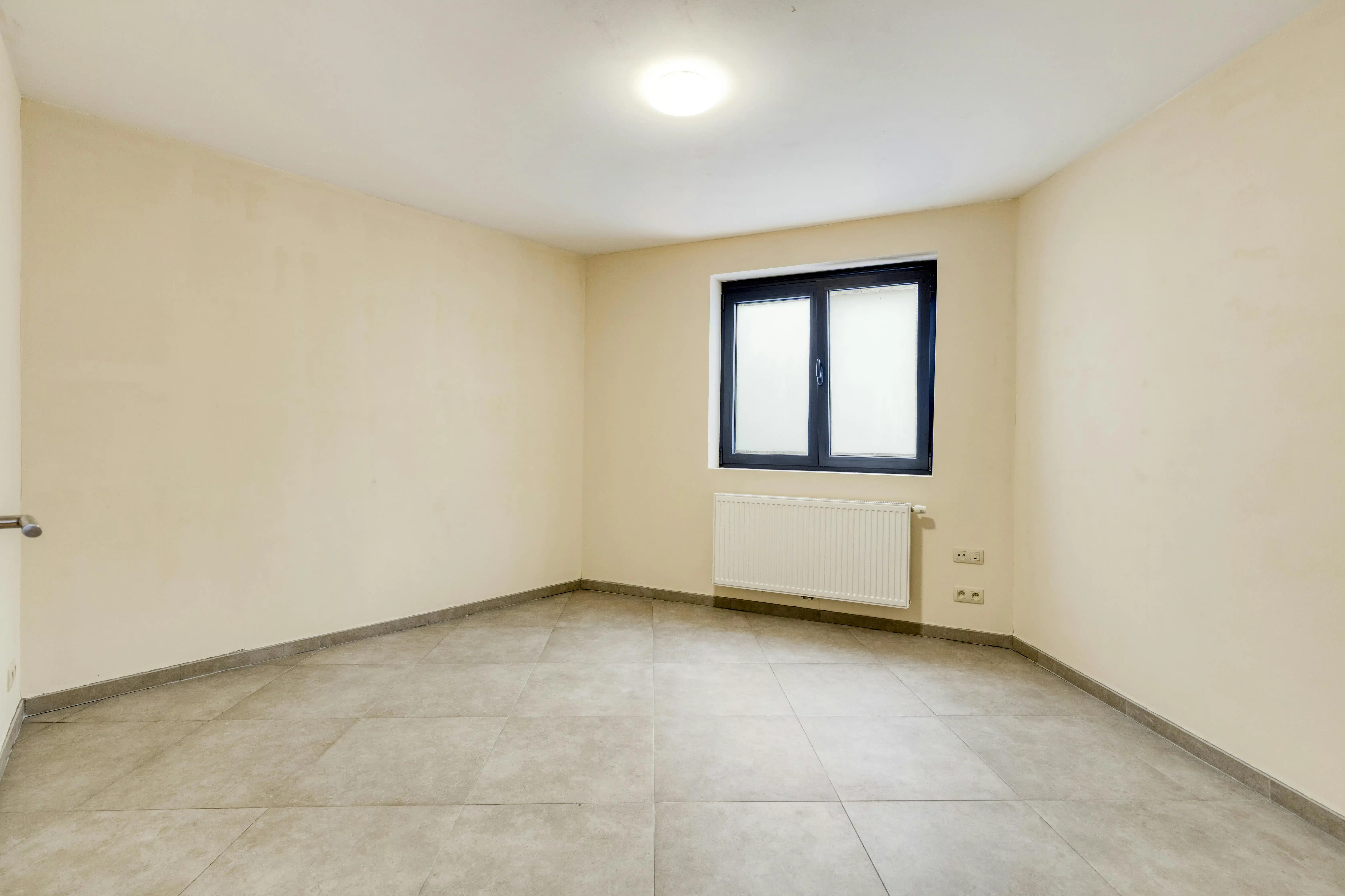 Bel-etagewoning met 2 buitenruimtes te koop in Zwijnaarde foto 10