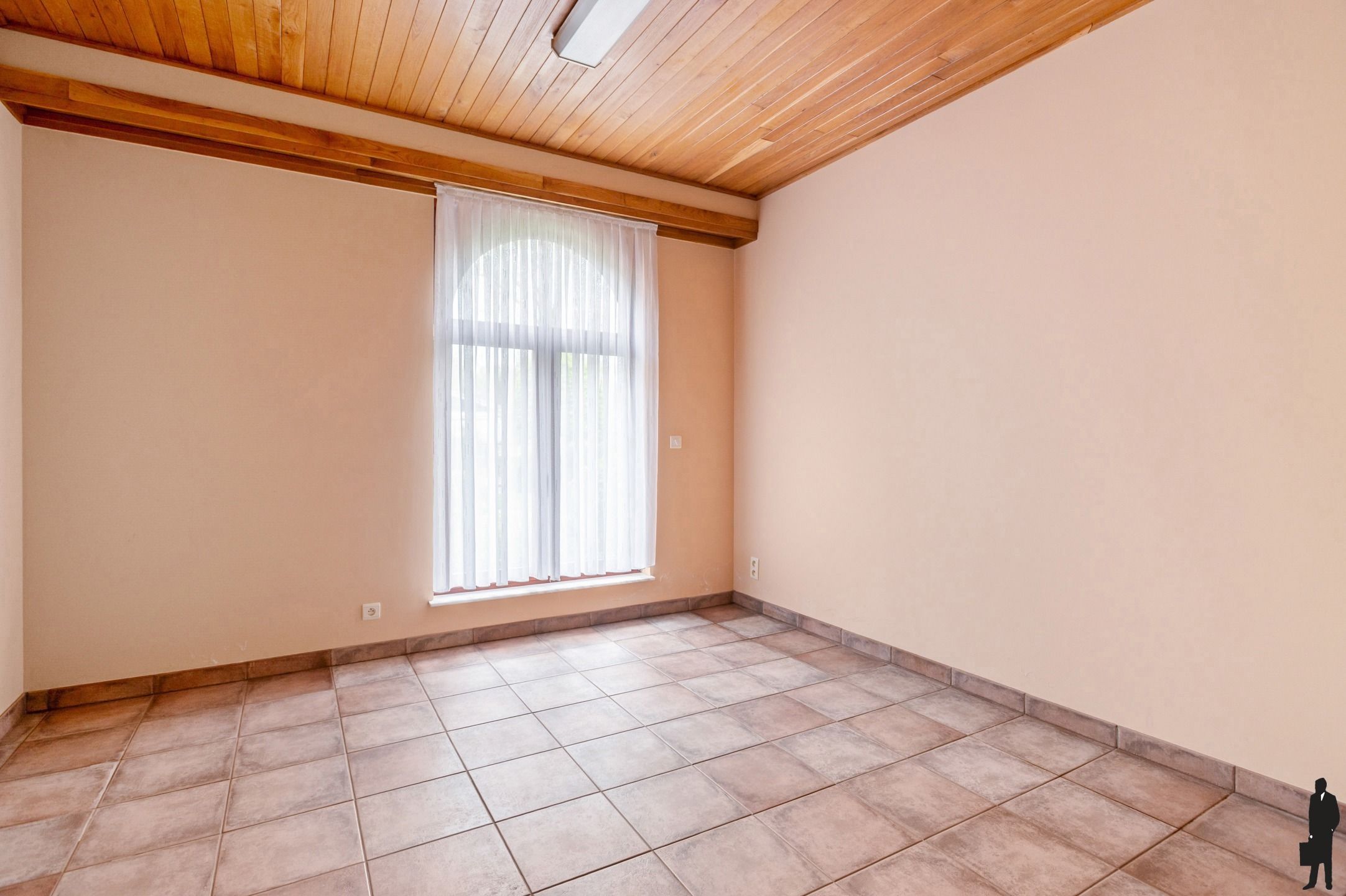 Provençaalse gelijkvloers villa op prachtig perceel van ca. 2.316 m² op de grens met Schilde. foto 19