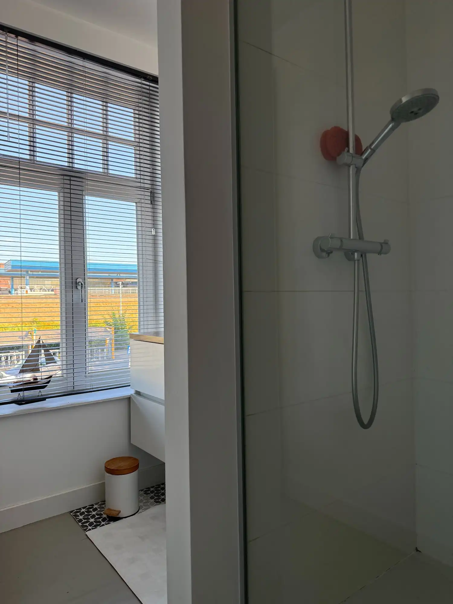 Mooie karaktervolle volledig vernieuwde burgerwoning met stadstuin | Boulezlaan foto 12