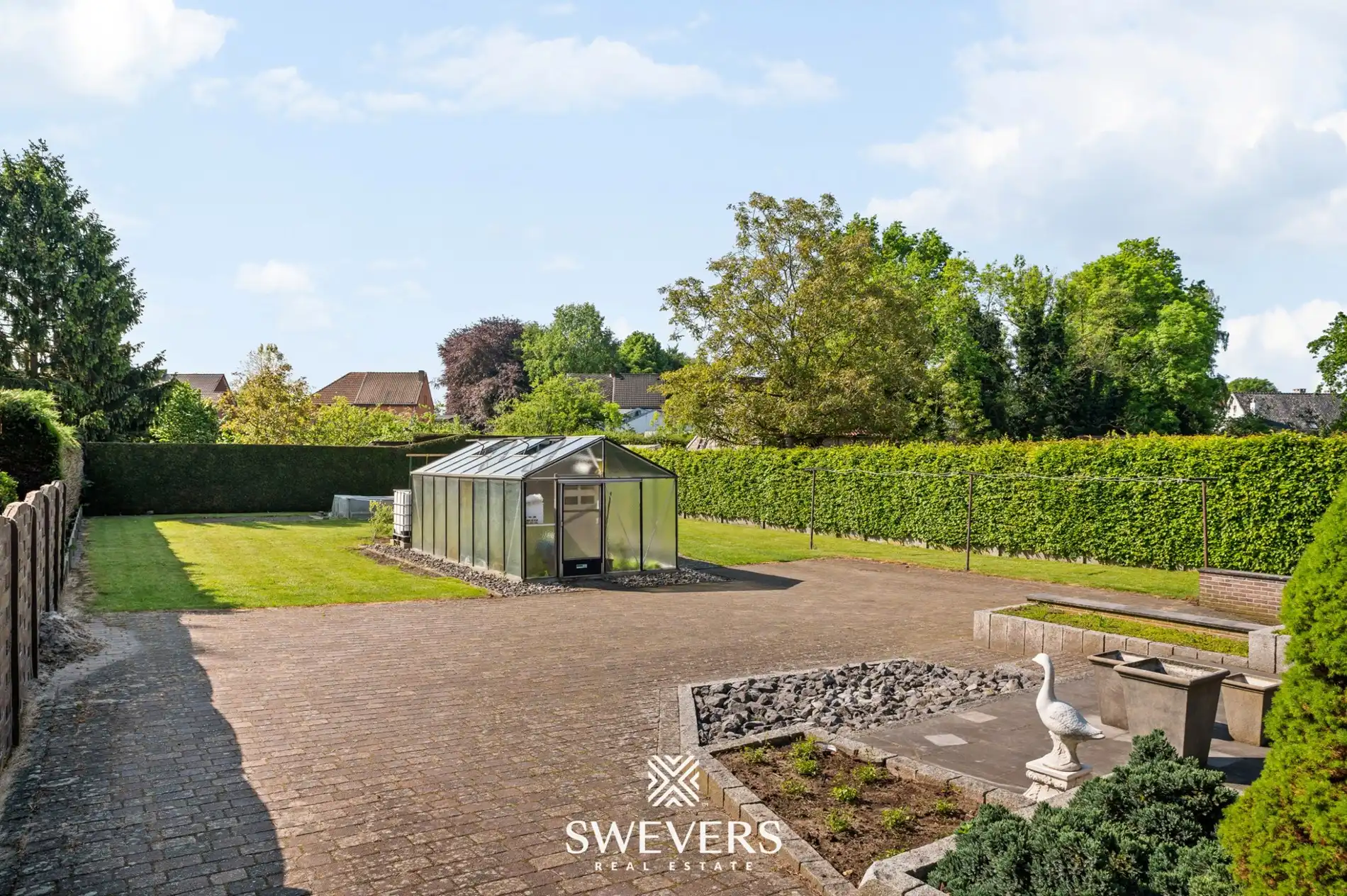 Open bebouwing met 4 slaapkamers en inpandige garages te Beverlo foto 31