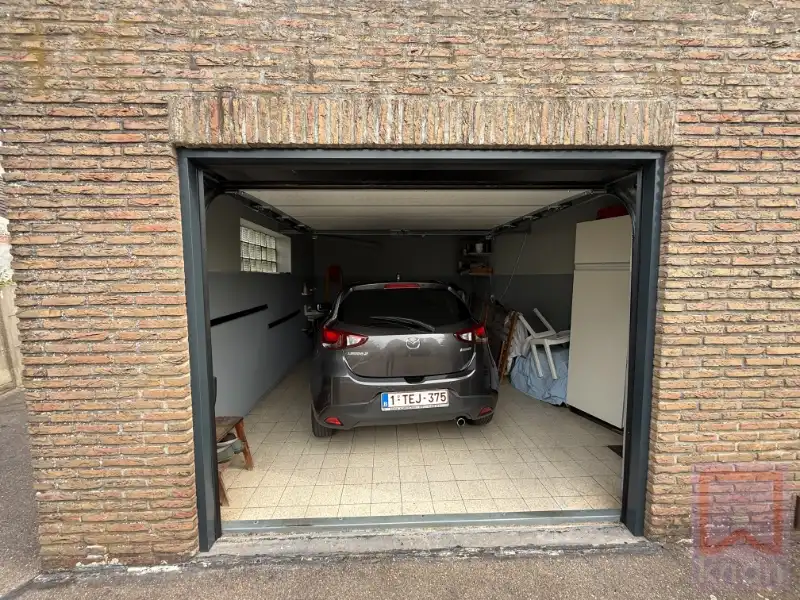 Ruime gezinswoning met 3 slaapkamers en zuidgerichte tuin op 722 m²! foto 5