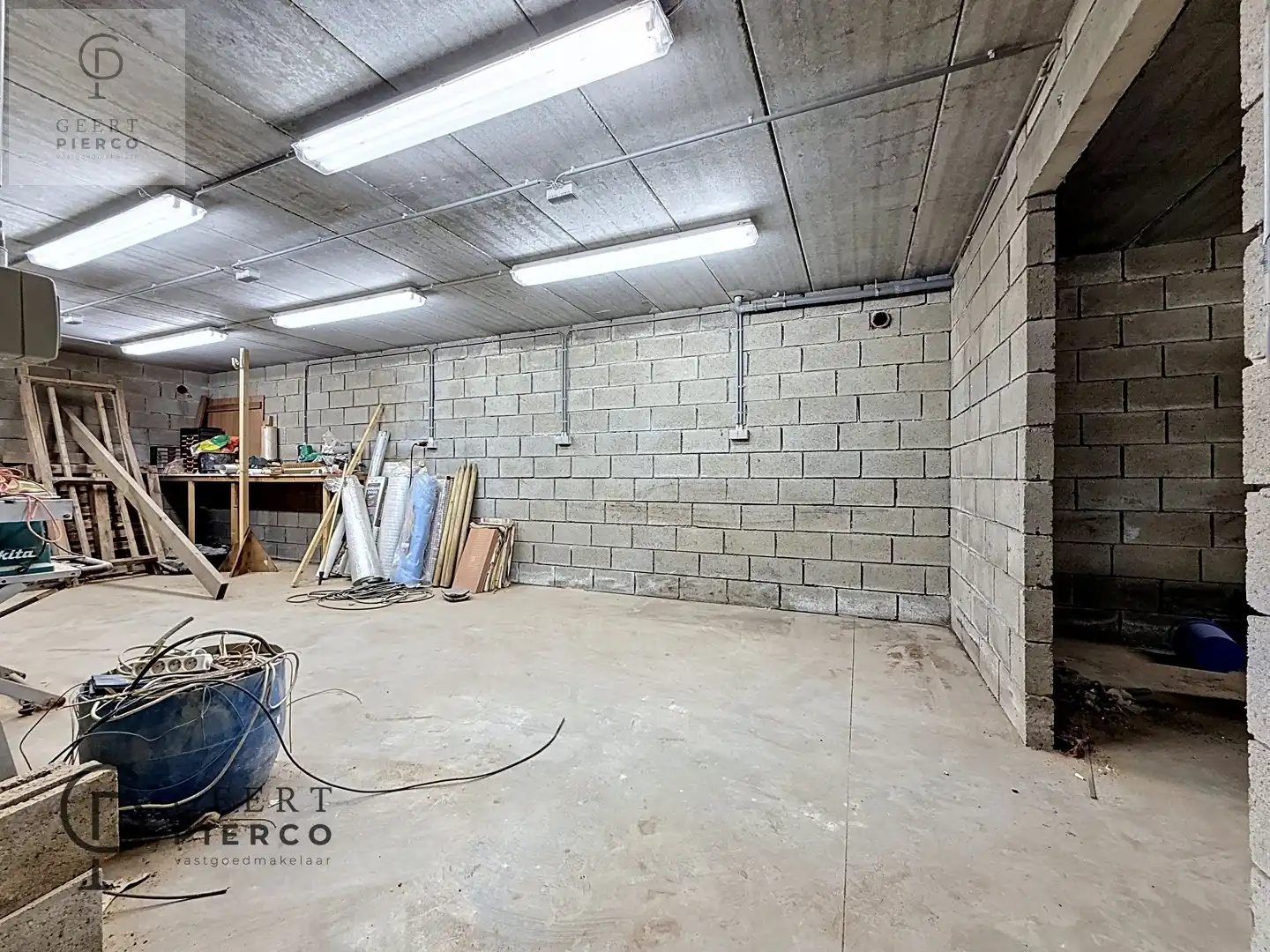 Knappe woonst op toplocatie foto 41