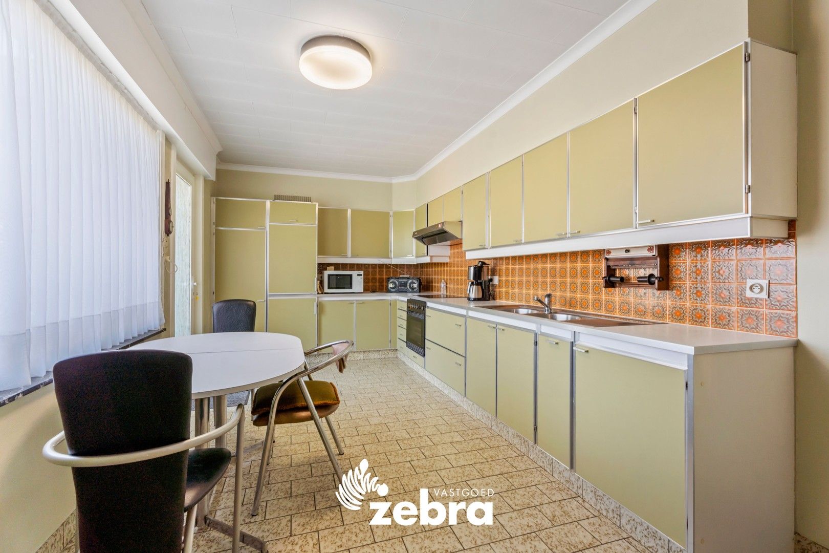 Ruime halfopen woning met drie slaapkamers en veel mogelijkheden te Ingelmunster! foto 9