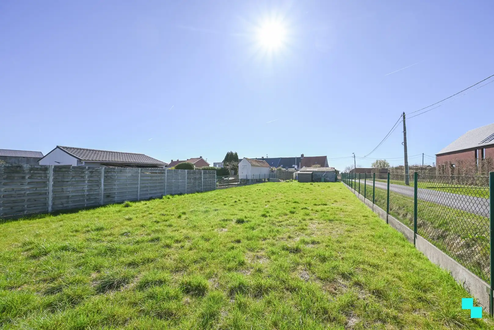 Te renoveren woonst landelijk gelegen tussen Izegem en Ardooie foto 4