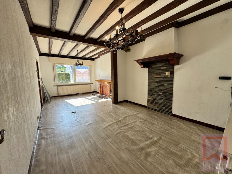 Ruime energiezuinige woning met 3 slpks, zolder, veranda, kelder en magazijn foto 4